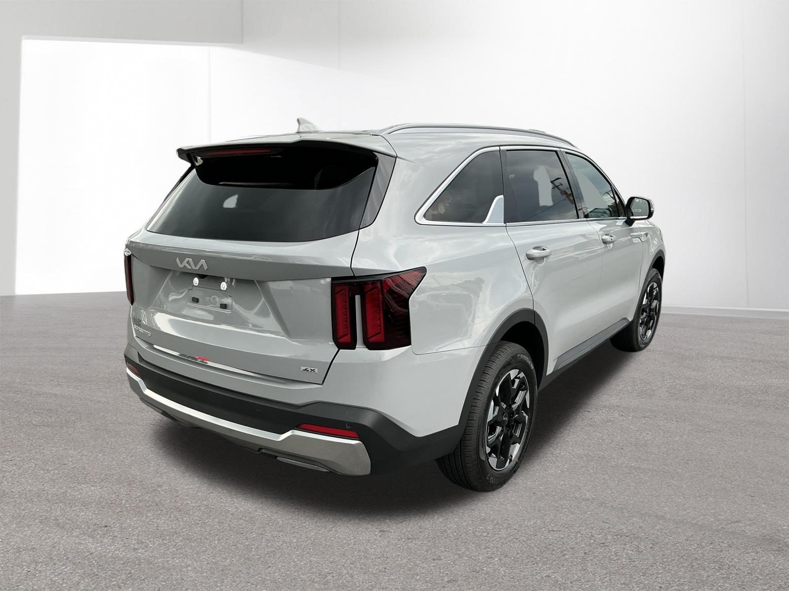 New 2026 Wolf Gray Kia S image 34