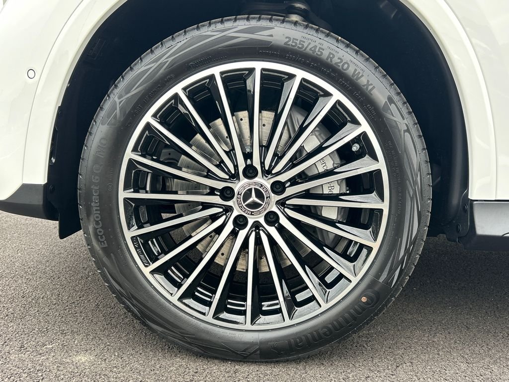 New 2027 Polar White Mercedes-Benz GLC 300 image 31