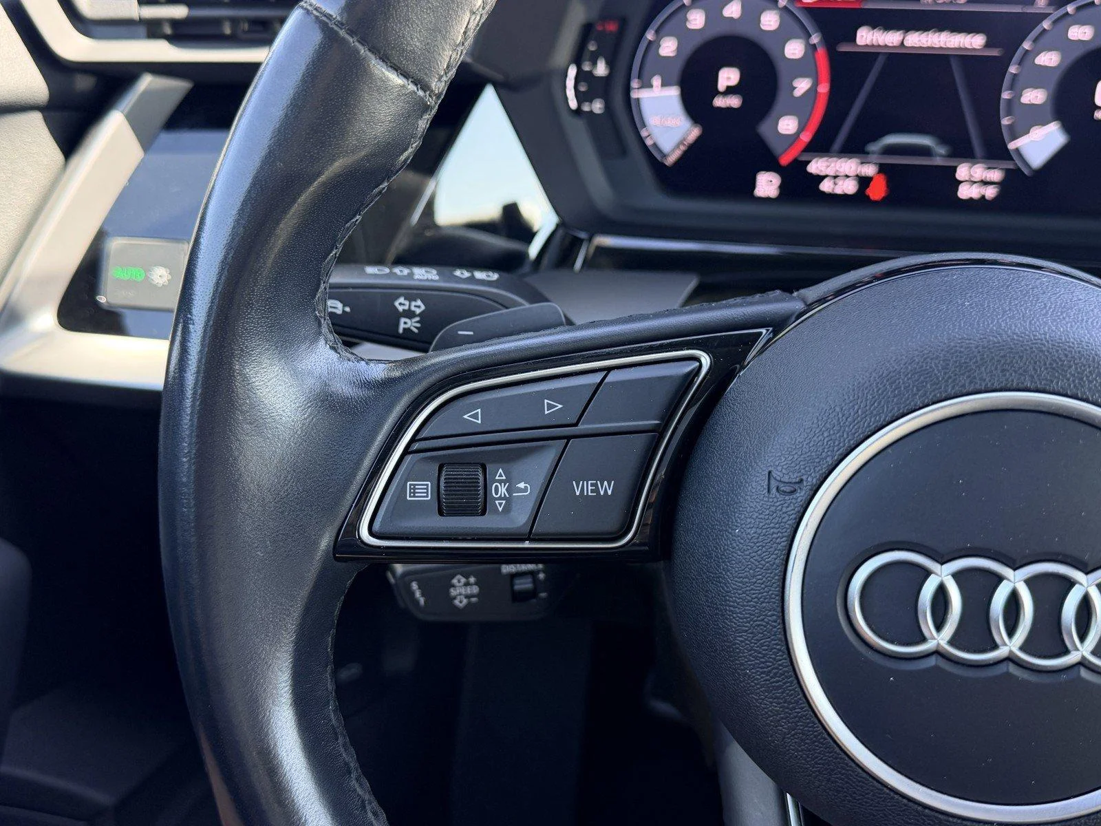 Used 2023  Audi Premium image 21