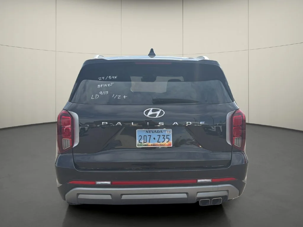 Used 2024 Black Hyundai SEL image 6
