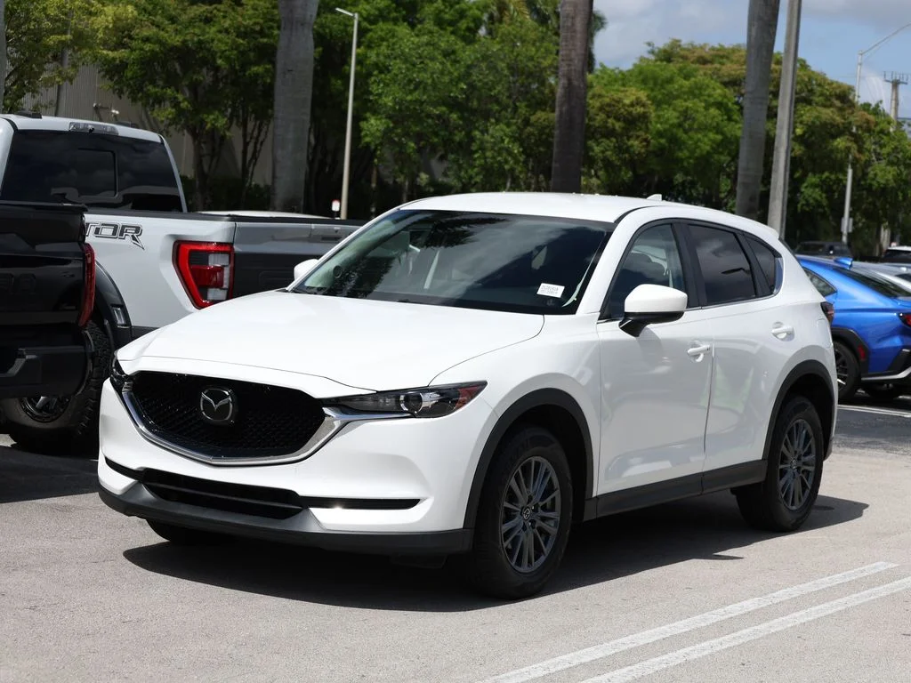 2021 Mazda CX-5 Touring Auto's photo