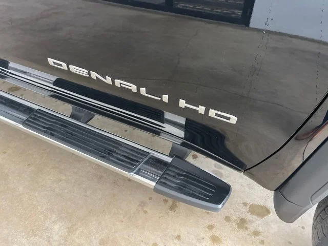 Used 2022 Black GMC Denali image 15