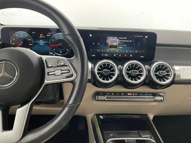 Certified Used 2022 Polar White Mercedes-Benz GLB 250 image 24