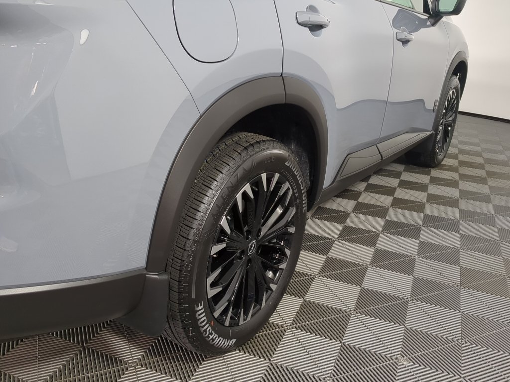 New 2026 Boulder Gray Pearl Nissan Dark Armor™ image 9