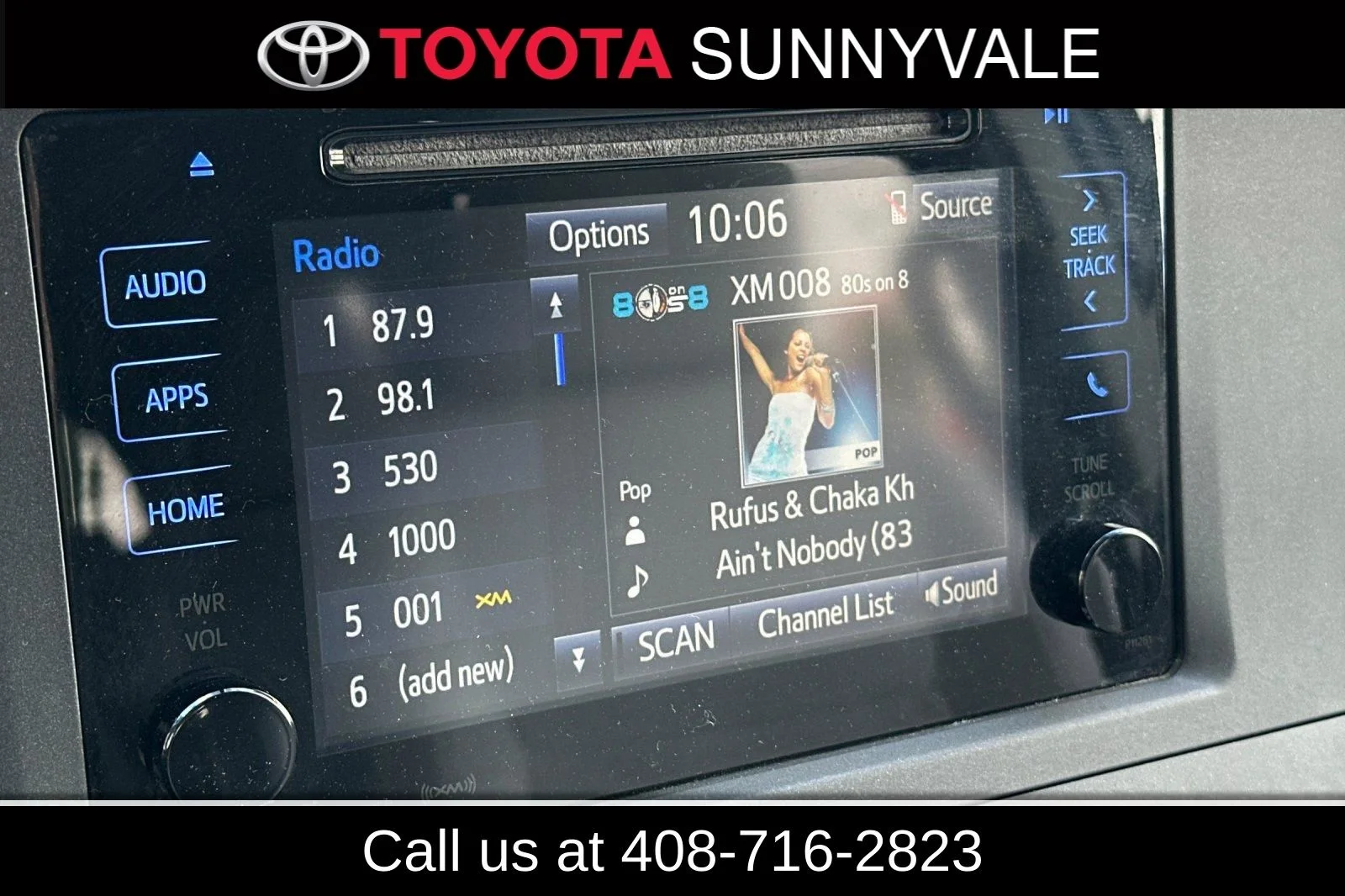 Used 2016 White Toyota LE image 30