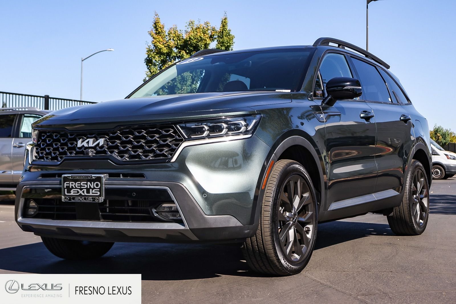 Used 2023 Green Kia X-Line SX Prestige image 3