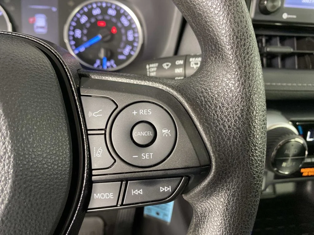 Used 2021 Silver Toyota LE image 16