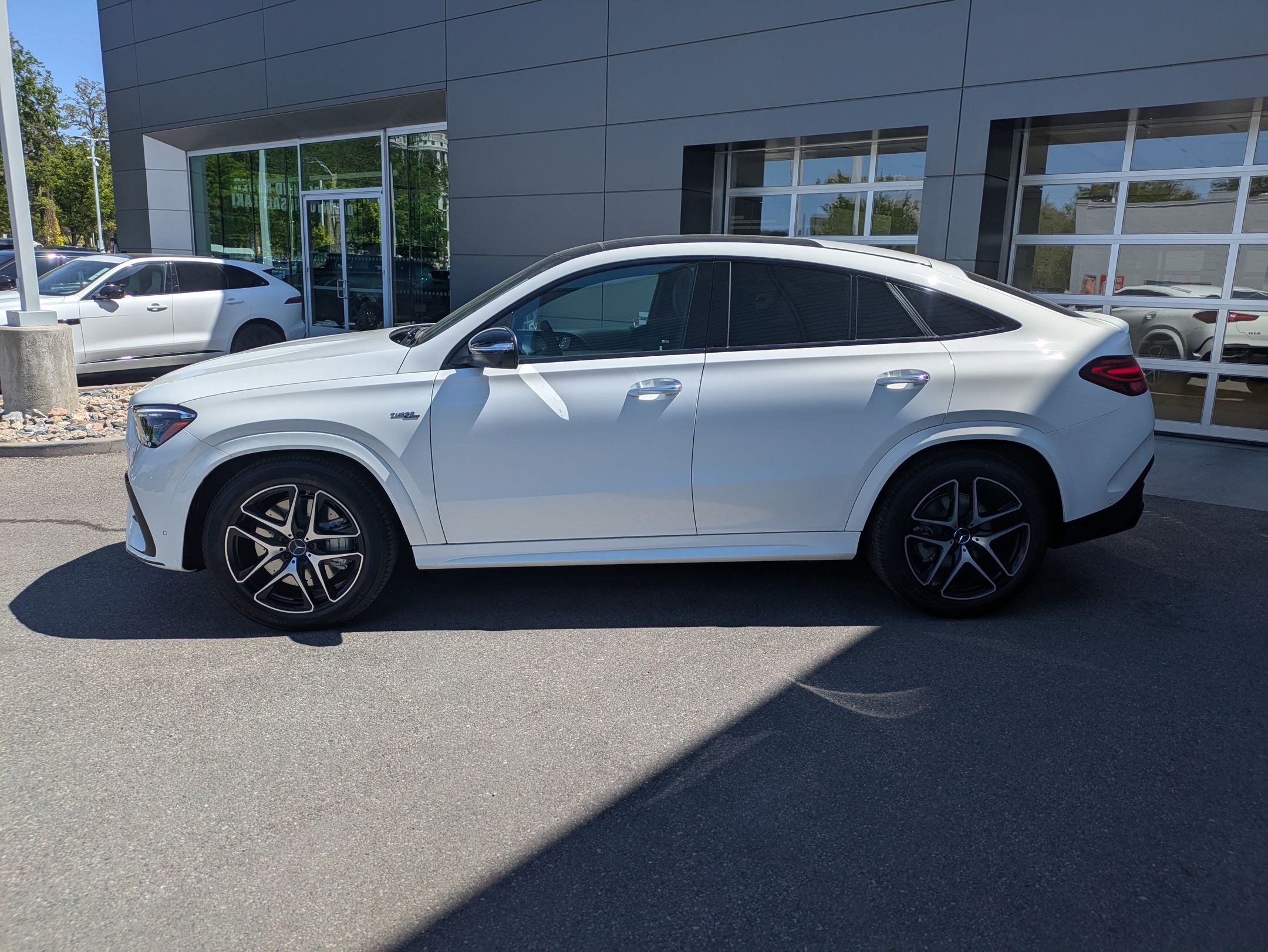 New 2026 Polar White Mercedes-Benz AMG® GLE 53 image 25