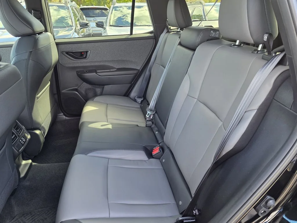 2026 Subaru Outback Premium - Photo 16