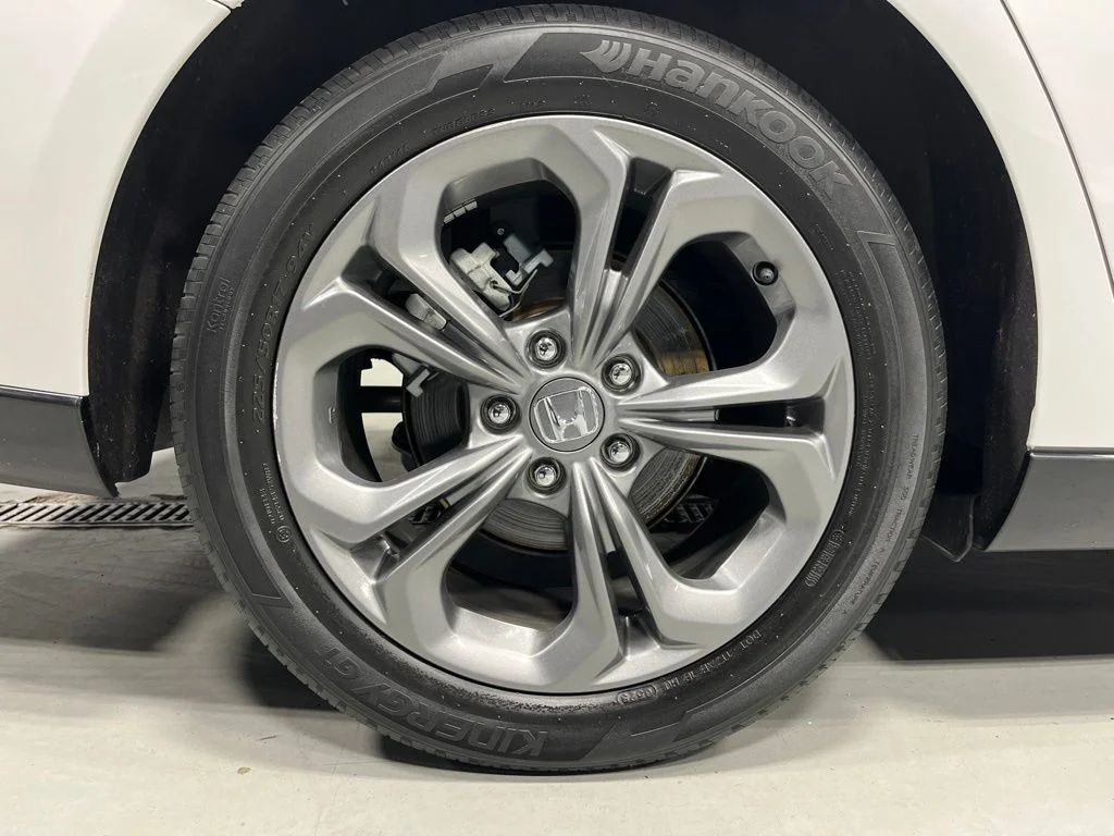 Certified Used 2023 Platinum White Pearl Honda EX-L image 35
