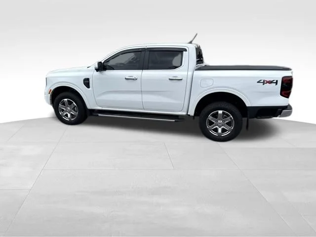 Used 2025 White Ford Lariat image 10