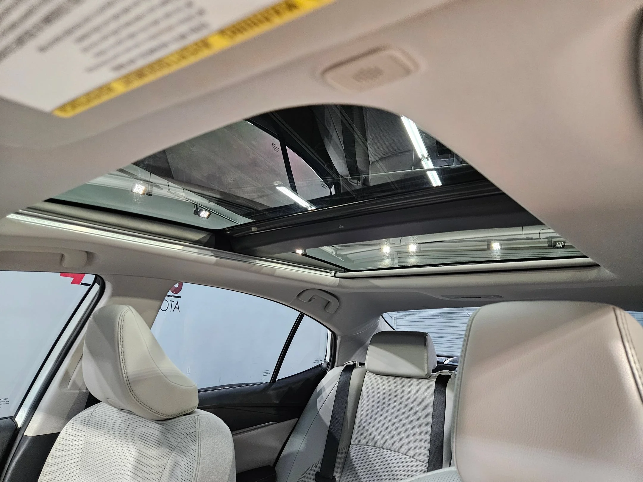 Certified Used 2025 Wind Chill Pearl Toyota XLE image 25
