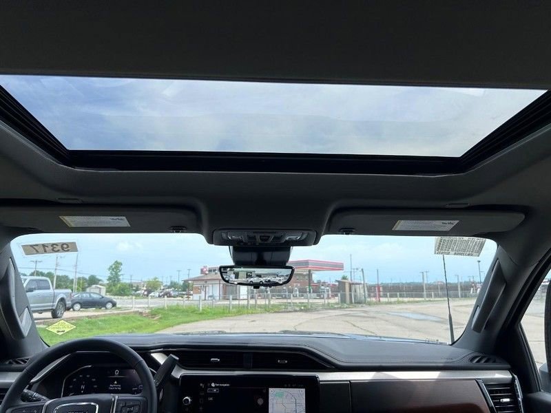2025 GMC Sierra 3500HD Denali - Photo 8