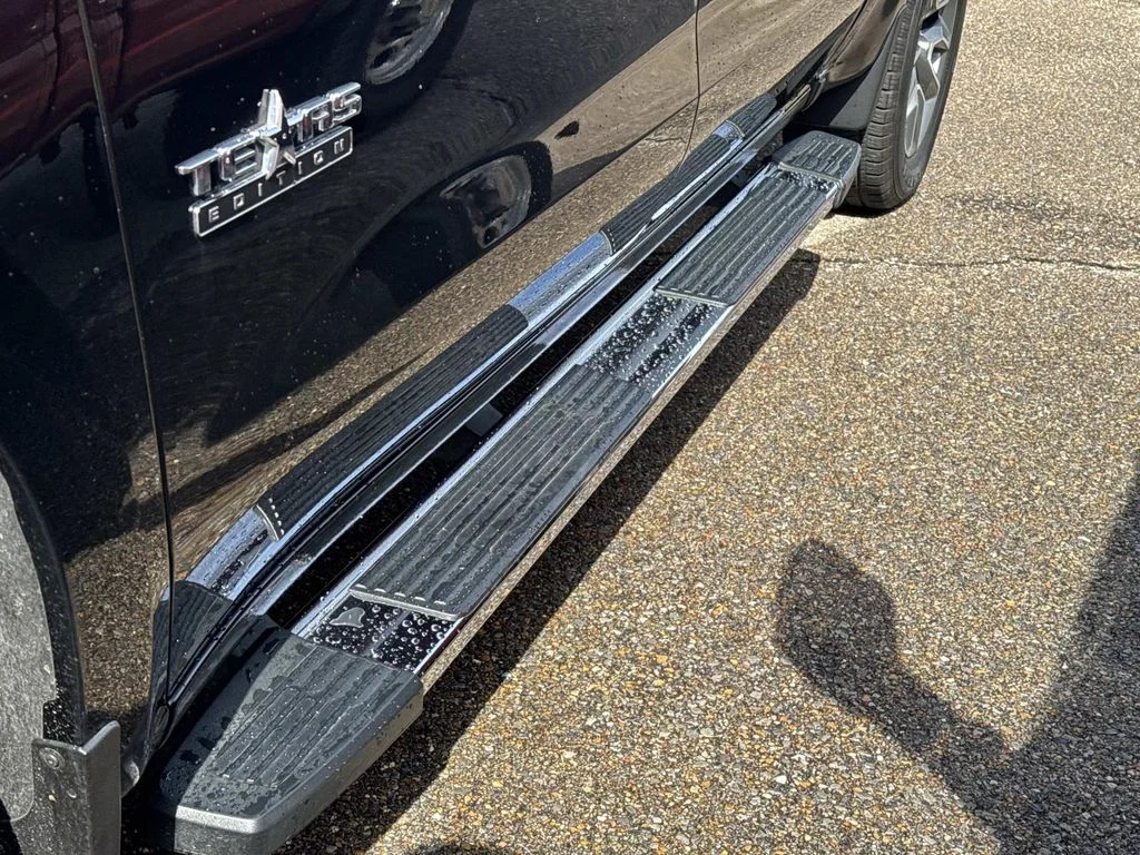Certified Used 2020 Black Chevrolet LT image 7