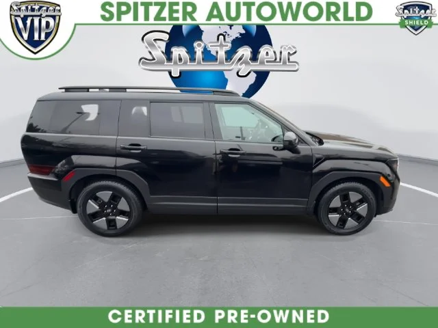 Used 2025 Black Hyundai SEL image 16