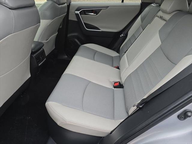 Certified Used 2023 SILVER SKY METALLIC Toyota  image 24