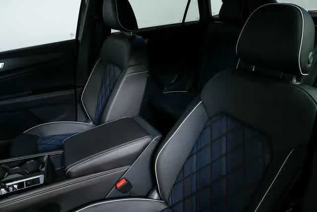 2026 Volkswagen Atlas Cross Sport SEL Premium R-LINE - Photo 6