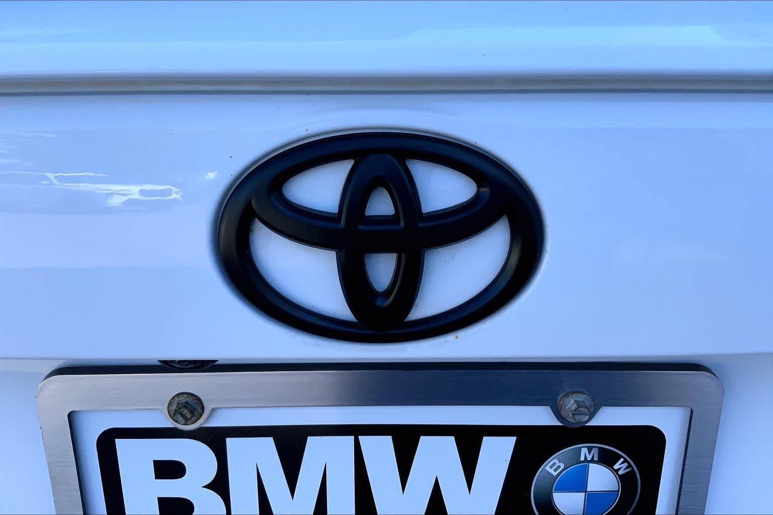 Used 2024 Ice Cap Toyota LE image 10