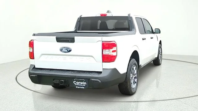 New 2026 White Ford XLT image 7