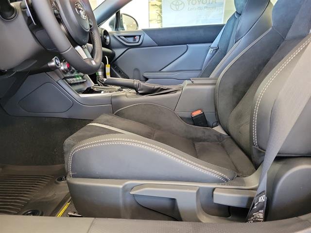 2026 Toyota GR86 Premium - Photo 11