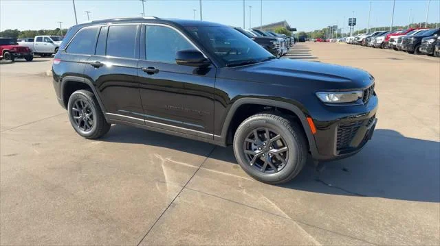 New 2027 High-Gloss Black Paint Jeep Laredo Altitude image 3