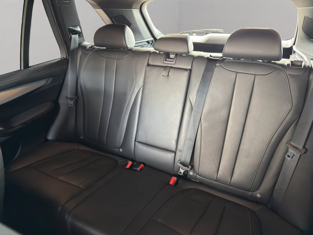Used 2018 Black BMW  image 14