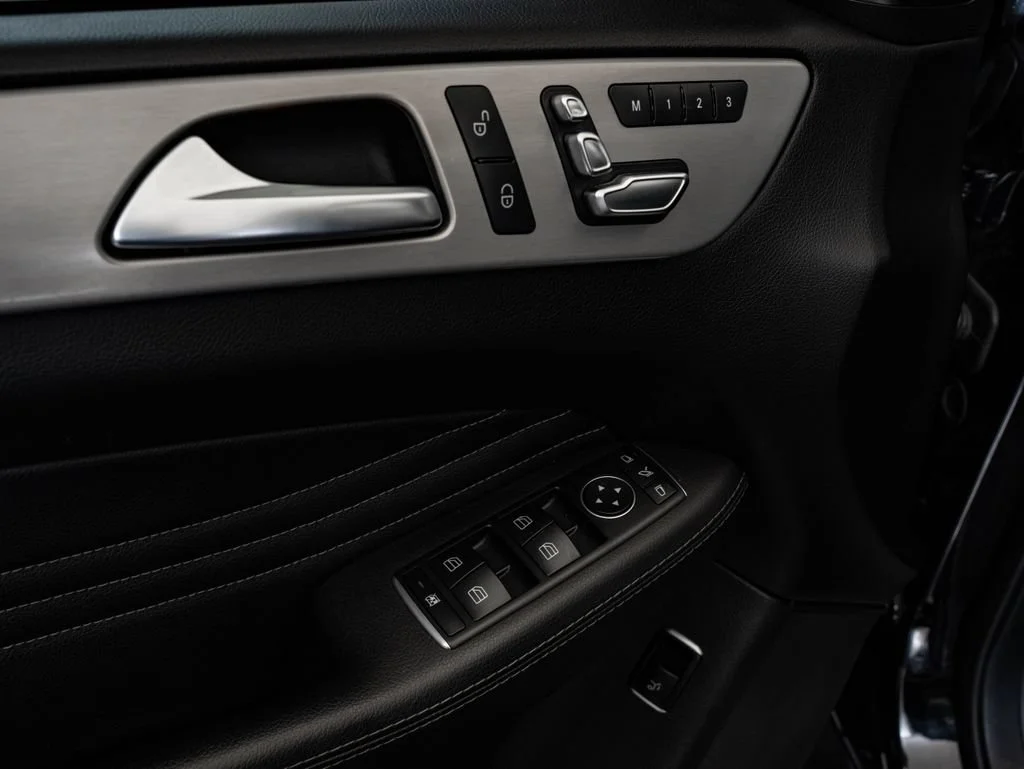 Used 2019 Black Mercedes-Benz GLE 43 AMG® image 26