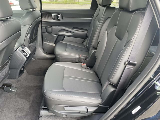 New 2026 Ebony Black Kia EX image 9