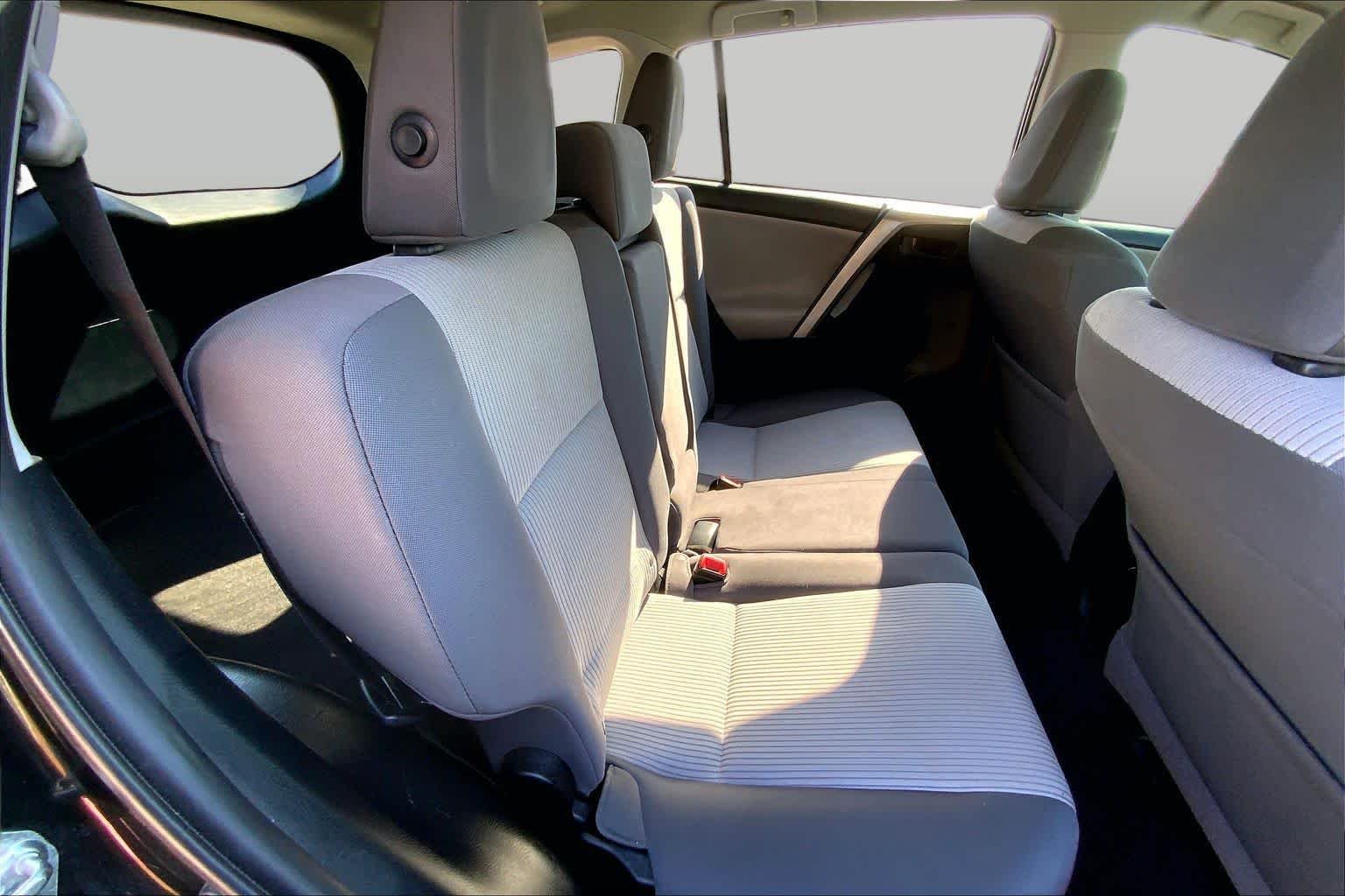 Used 2015 Black Toyota LE image 20