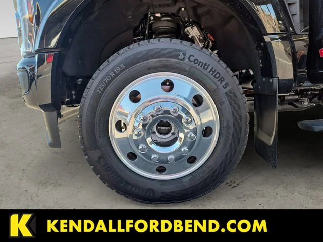 Used 2026 Black Ford Platinum image 10