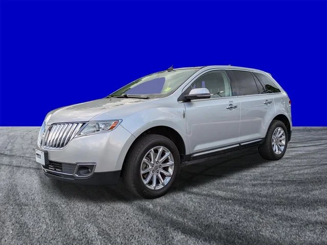 Used 2014 Gray Lincoln Base image 8