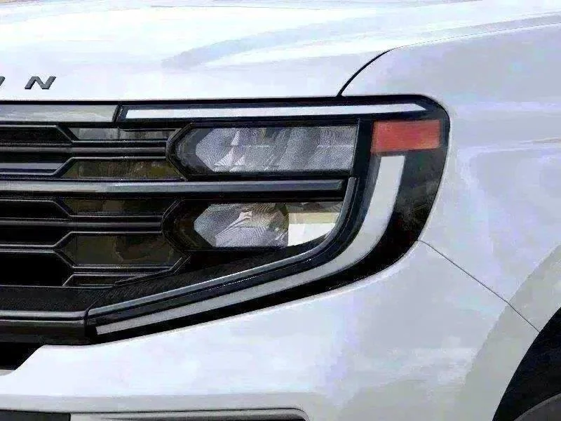 New 2027 Star White Ford Platinum image 90