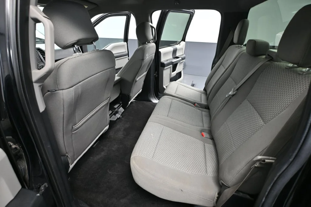 Used 2017 Black Ford XLT image 27