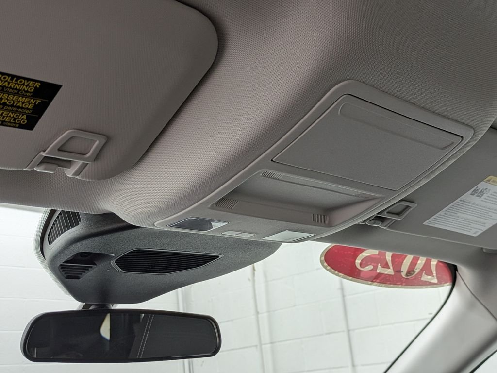 Used 2025 Red Ford Active image 34