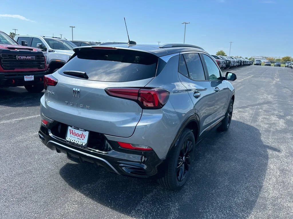 2026 Buick Encore GX Sport Touring - Photo 9