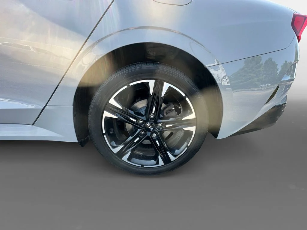 Used 2021 Gray Kia GT-Line image 8