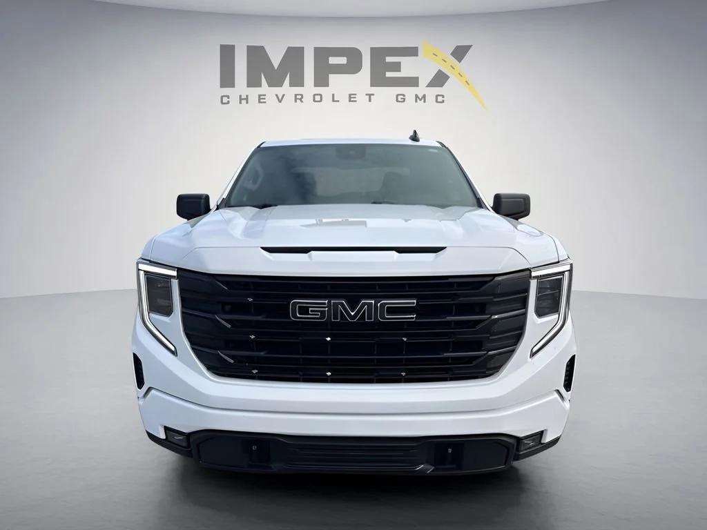 Used 2024 Summit White GMC Elevation image 8