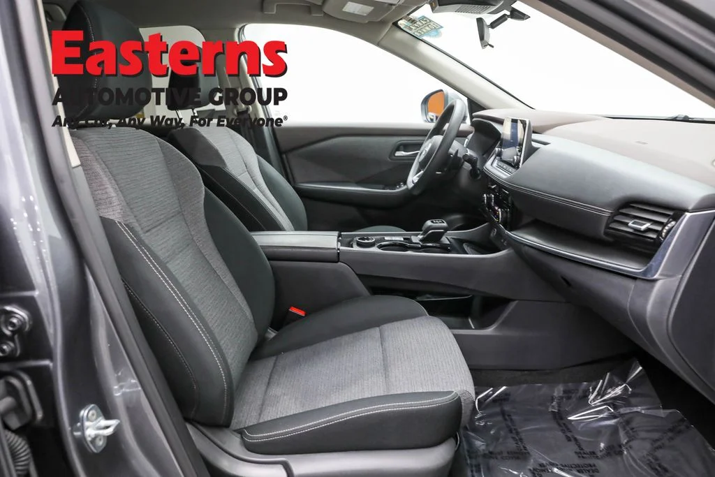 Used 2023 Gray Nissan SV image 24