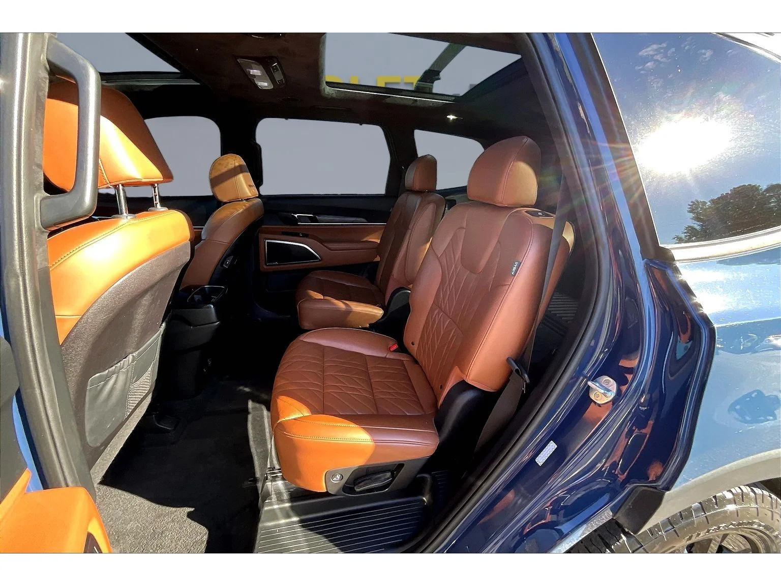 Used 2024  Kia SX Prestige X-Pro image 18