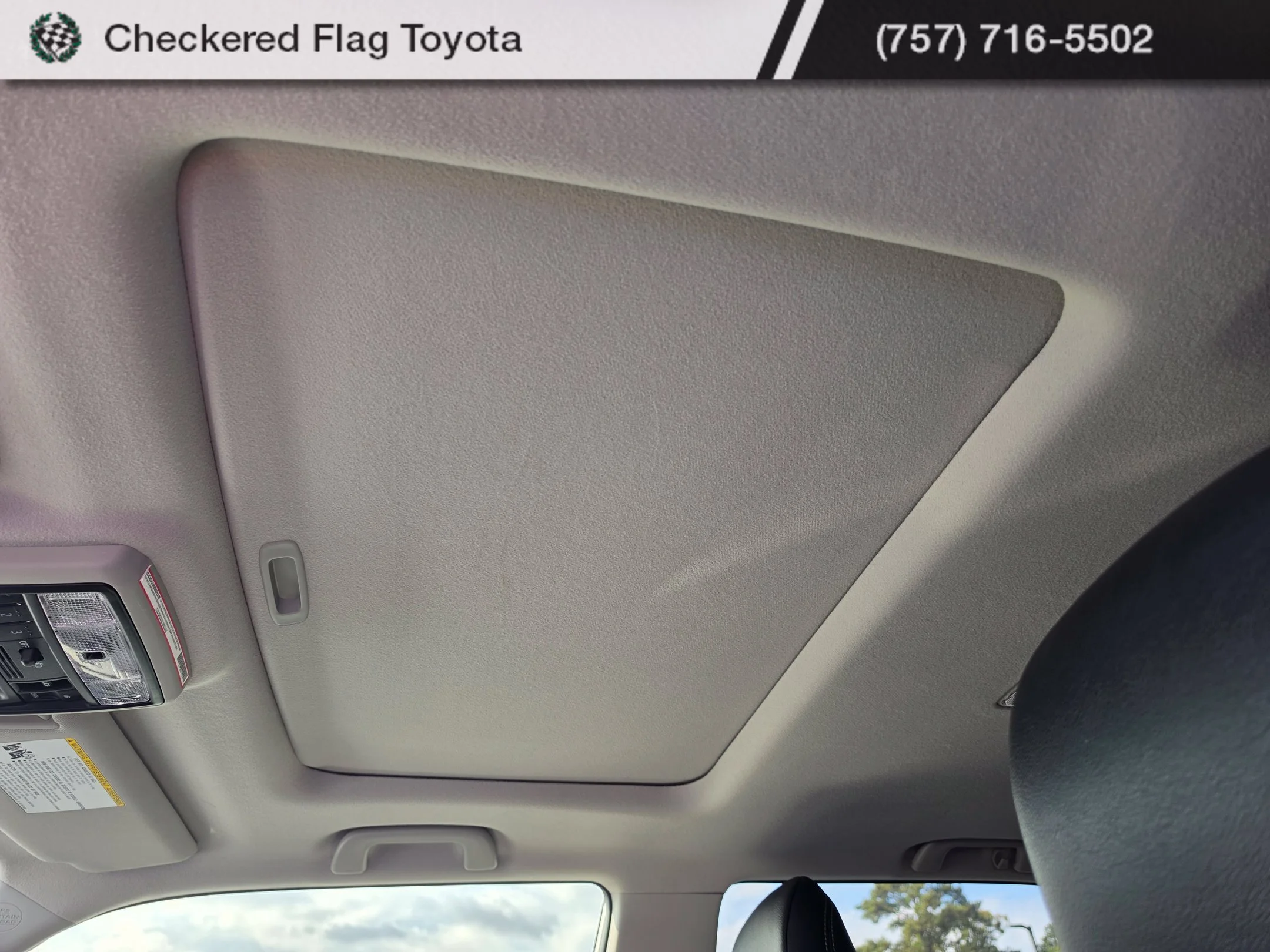Used 2024 Ice Cap Toyota SR5 Premium image 10