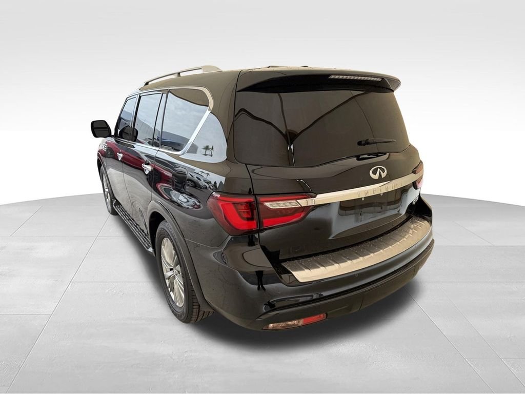 Used 2018 Black Obsidian INFINITI  image 12