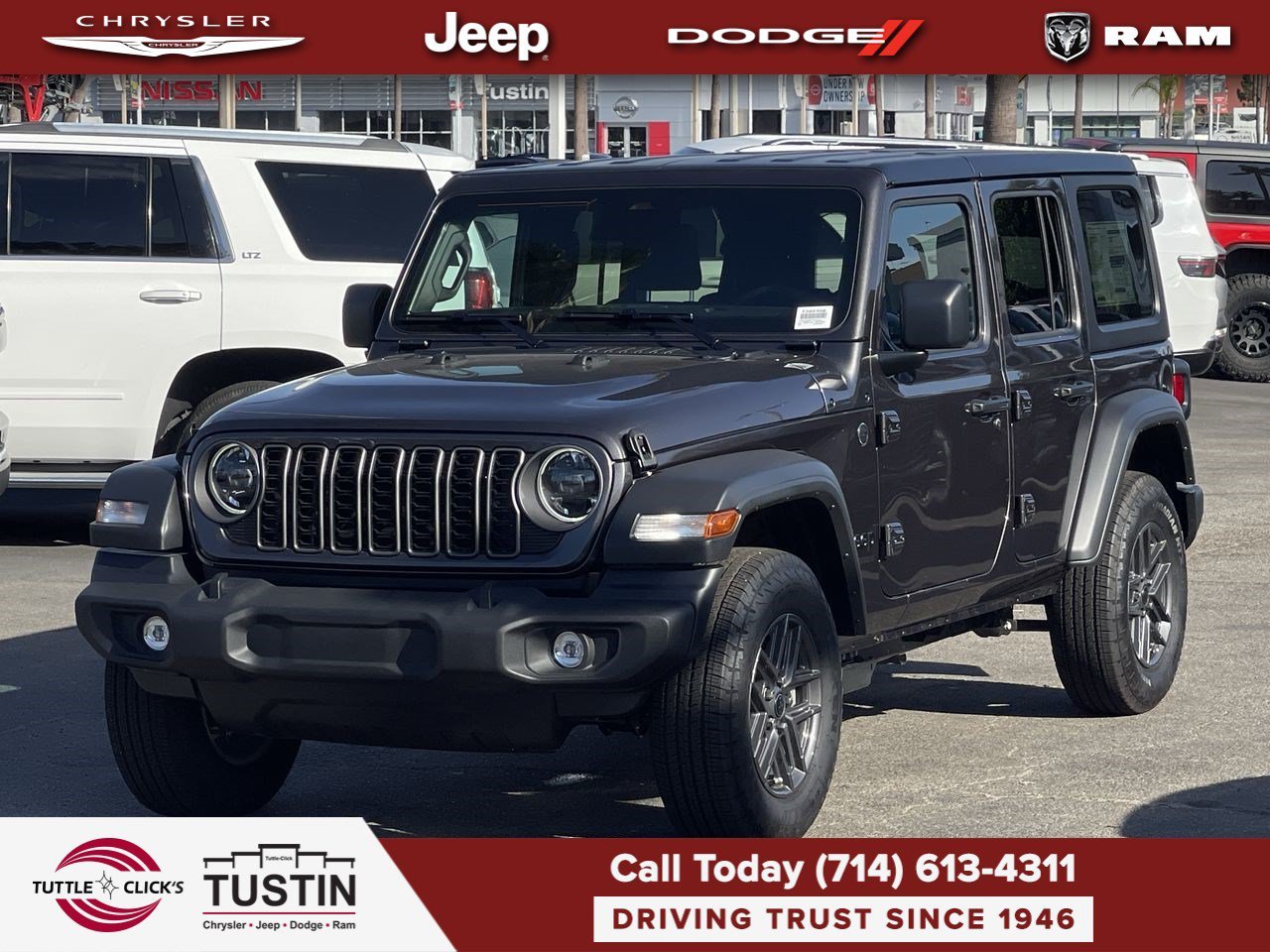 New 2026 Granite Crystal Metallic Clearcoat Jeep Sport S image 9