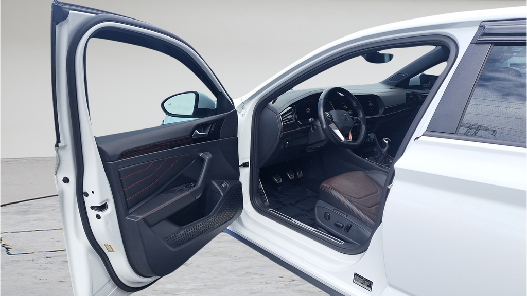 Used 2023 White Volkswagen 2.0T Autobahn image 9