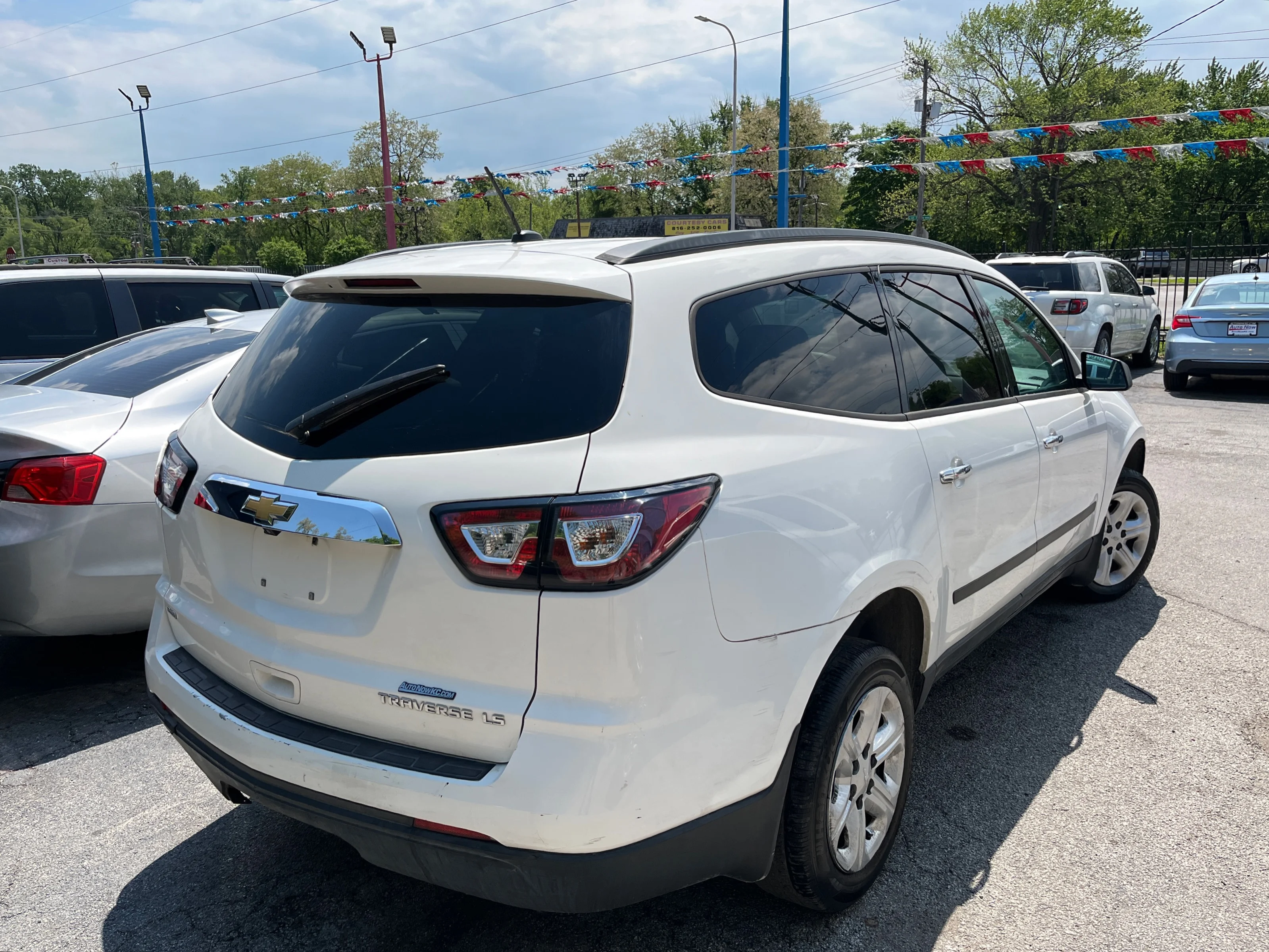 Used 2015 White Chevrolet LS AWD image 2