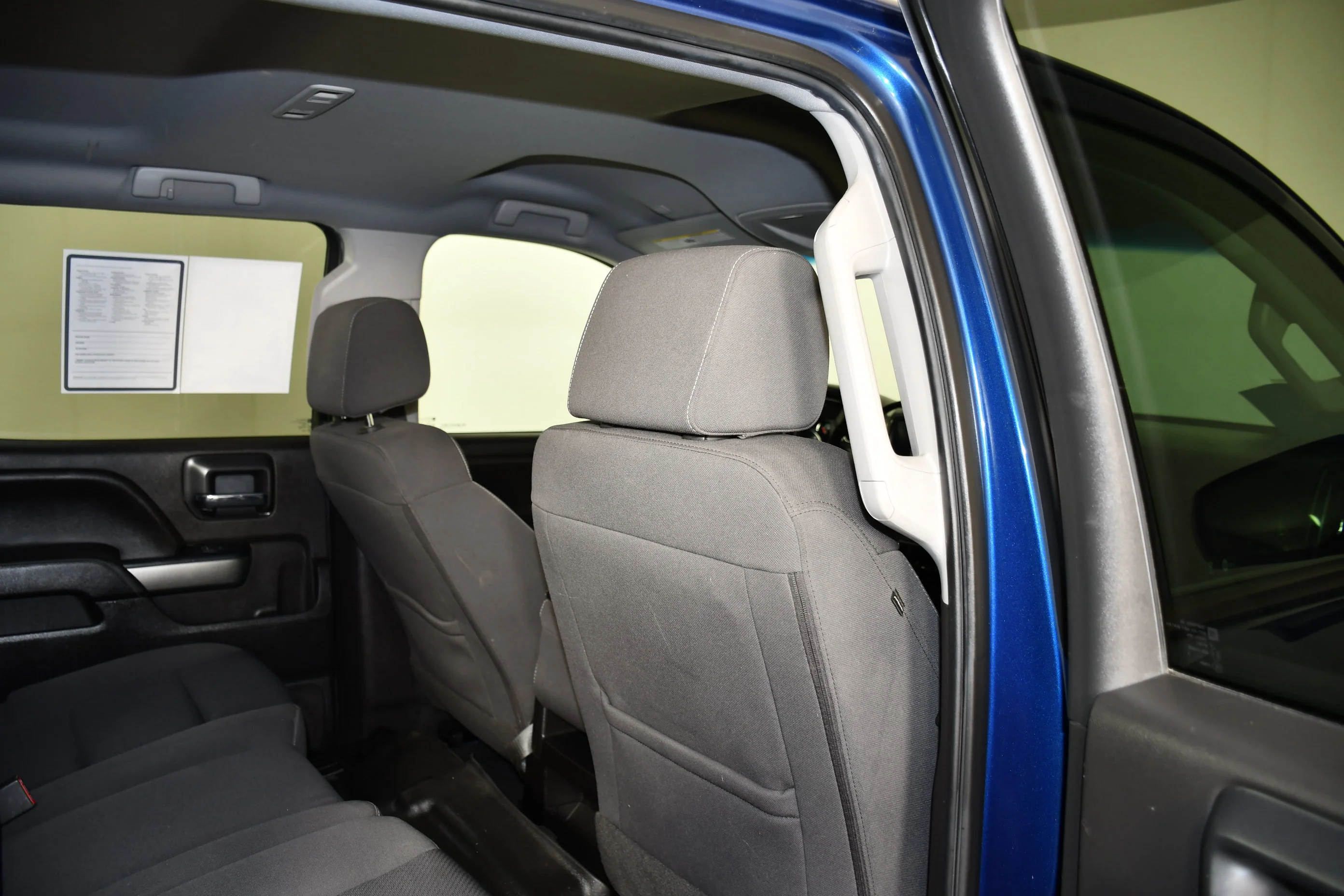 Used 2018 Deep Ocean Blue Metallic Chevrolet LT image 49