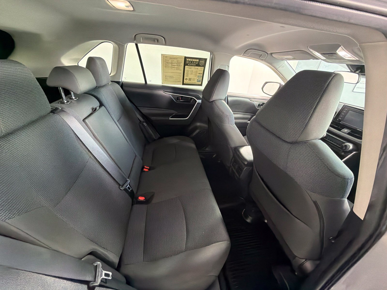 Used 2022 Silver Toyota LE image 7