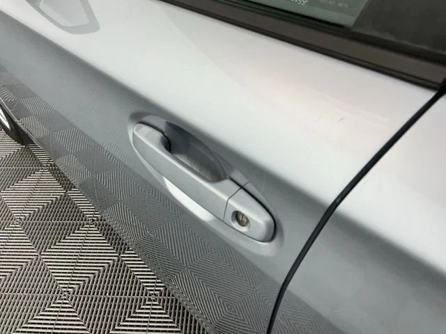 Used 2018 Ice Silver Metallic Subaru 2.0i image 11