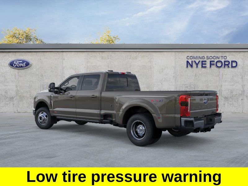 New 2026 Gray Ford Lariat image 5