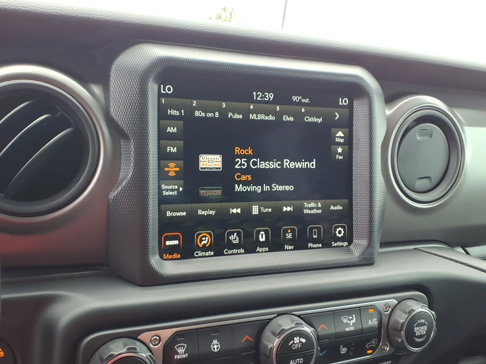 Used 2023 Sting-Gray Clearcoat Jeep Sport S image 11