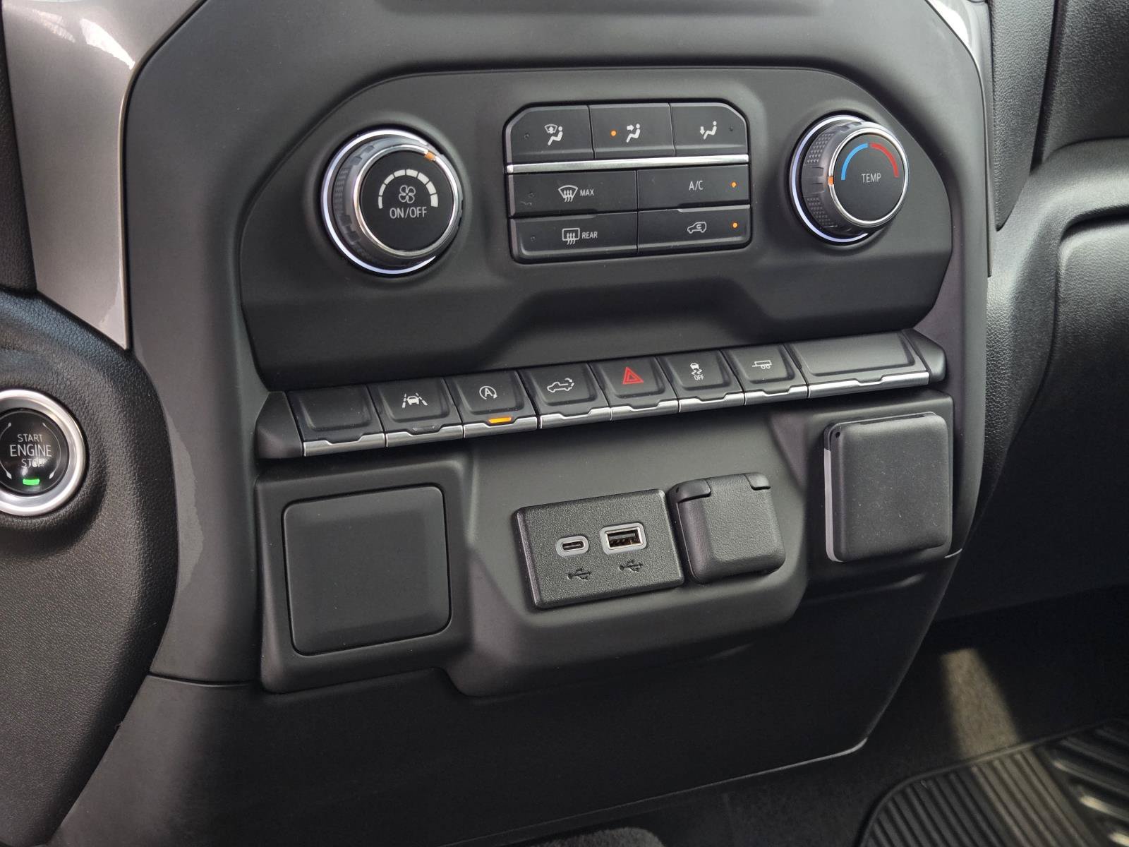 Used 2025 Summit White Chevrolet Custom image 28